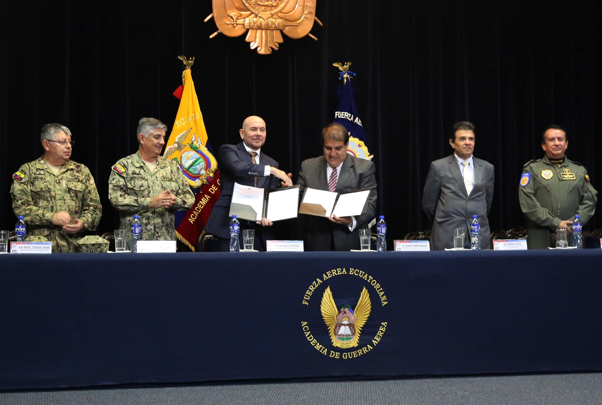 Firma De Convenio Entre El Ministerio De Defensa Nacional Y El Consejo