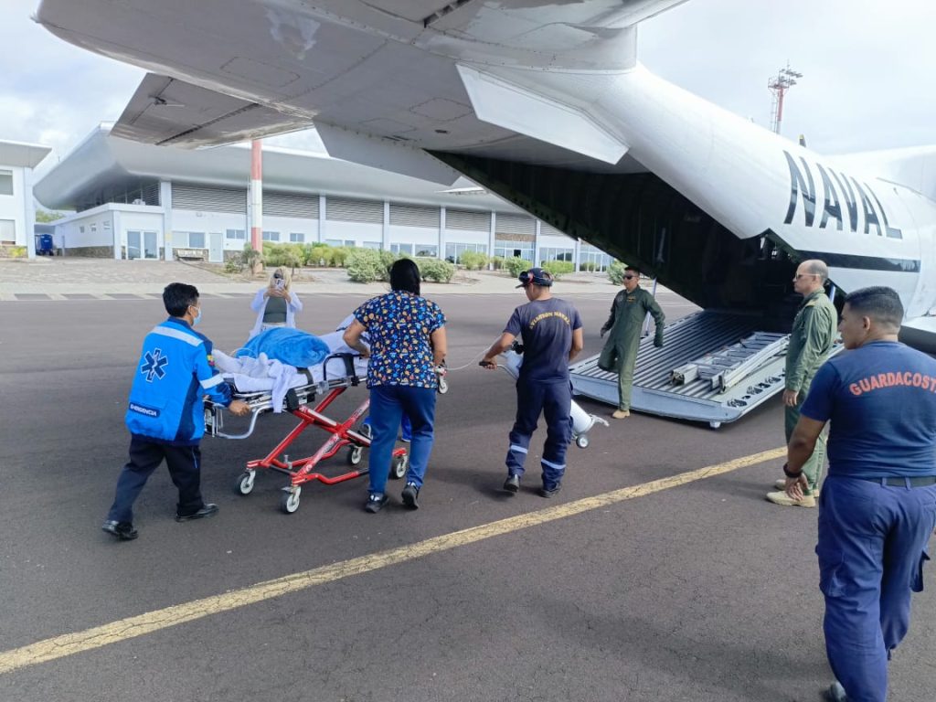 Evacuación aeromédica en Galápagos