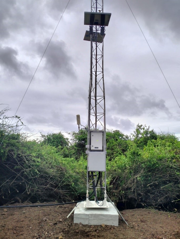 Instalación de una estación meteorológica automática en la isla Santa Cruz - Galápagos
