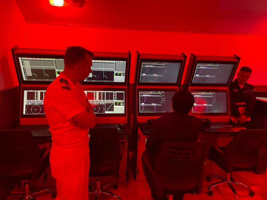 Visita de autoridades al “Simulador de Navegación y Ataque para Submarinos”