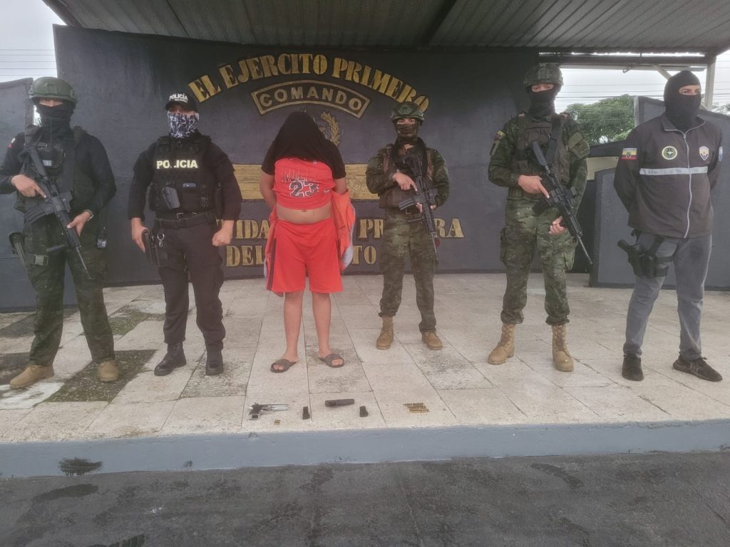 Militares patrullan Los Ríos