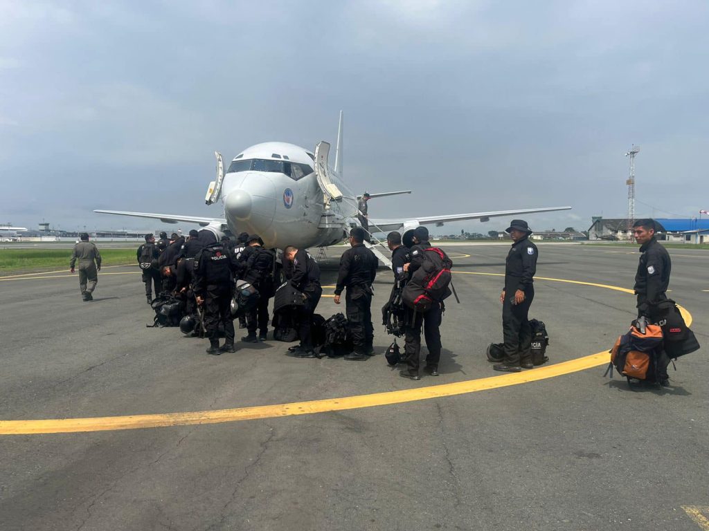 Fuerzas Armadas del Ecuador brindan apoyo logístico