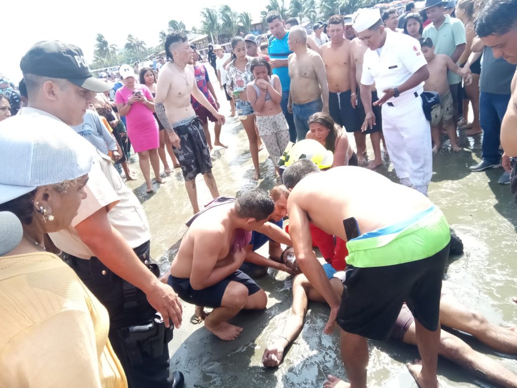 Turista falleció ahogado en playa de Tarqui en Manta