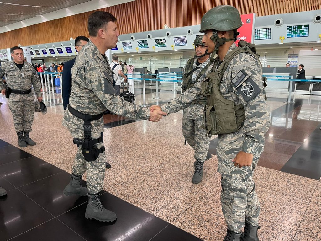 Seguridad en el Aeropuerto de Guayaquil