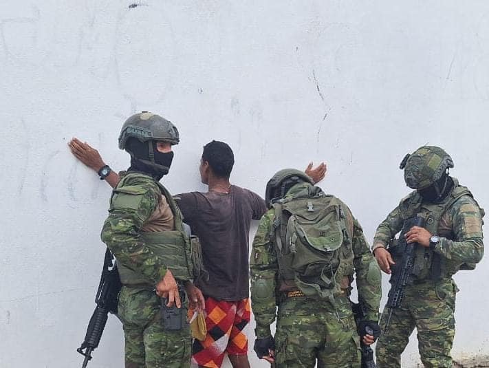 Militares detienen a extorsionadores en Esmeraldas