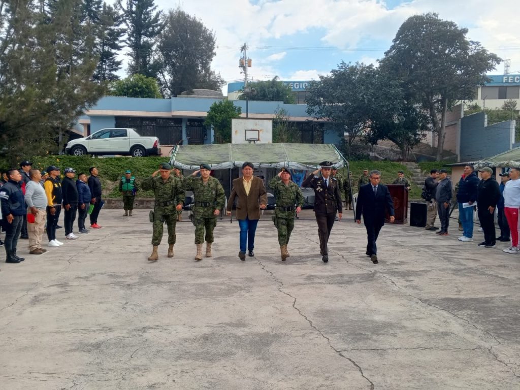 En Ecuador los reservistas se presentan en unidades militares