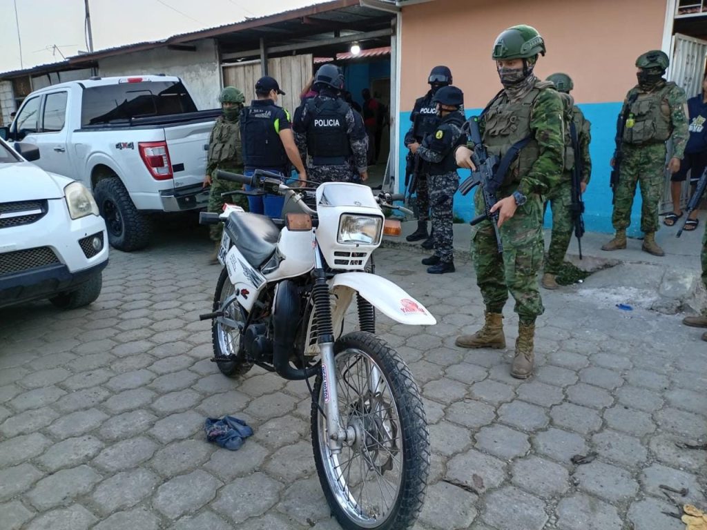 Fuerzas Armadas refuerzan operativos en Manta