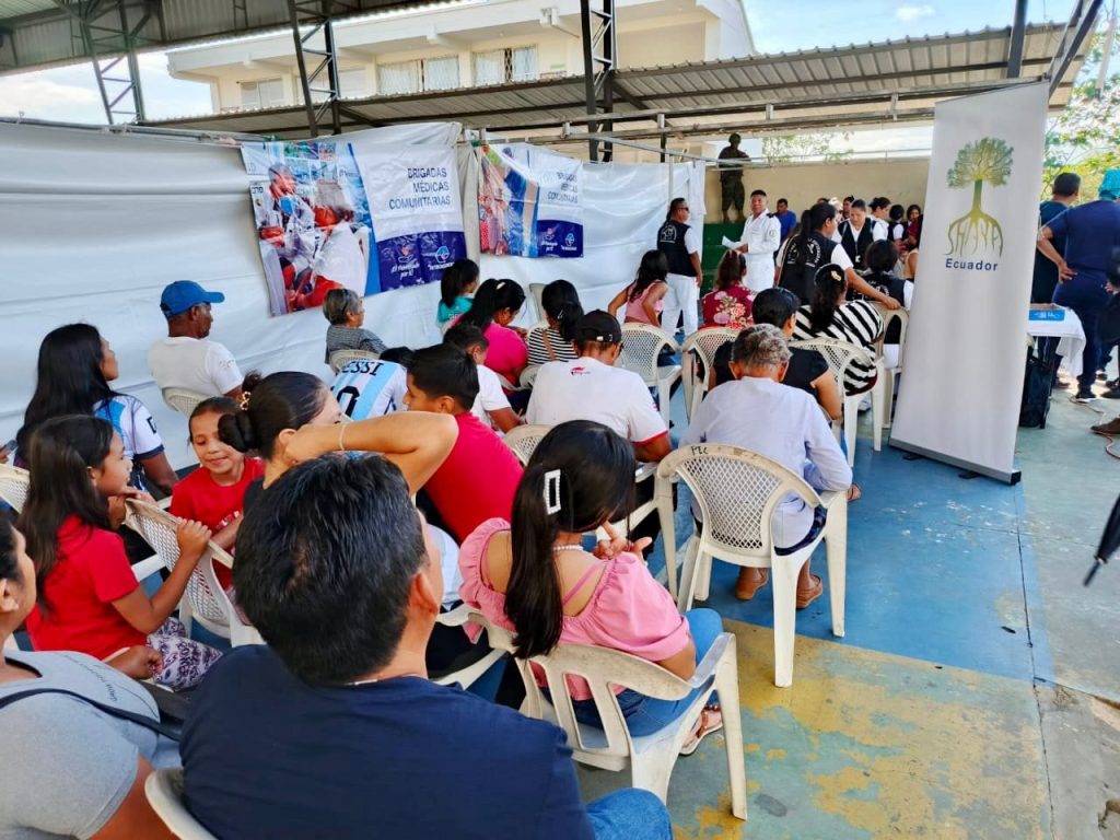 En Orellana, militares realizan brigada médica