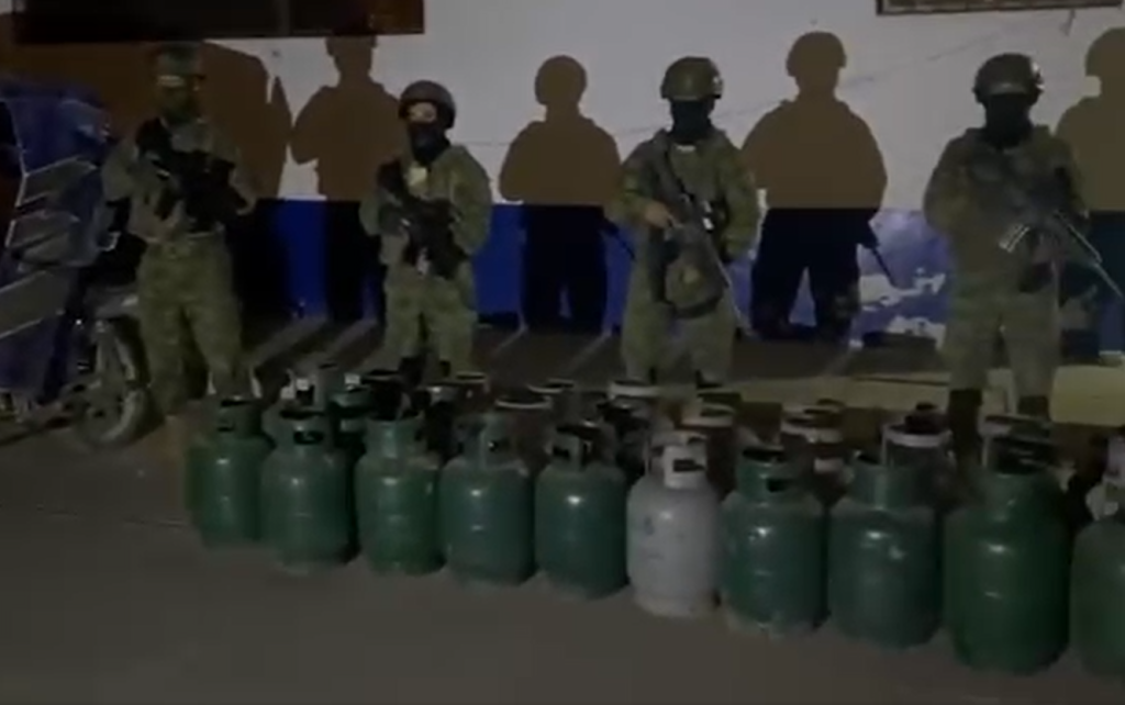 Militares decomisan gas ilegal en El Oro