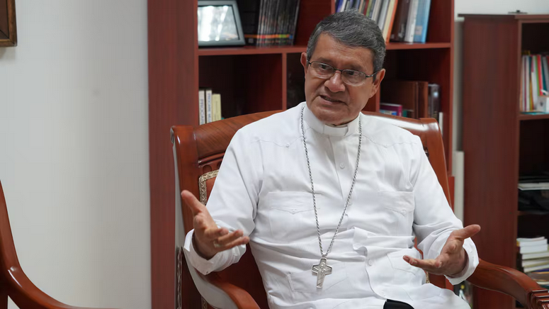 Monseñor Luis Cabrera, es nombrado Cardenal por el Papa Francisco