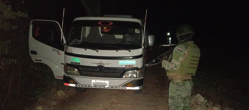 Fuerzas Armadas realizan control hidrocarburífero