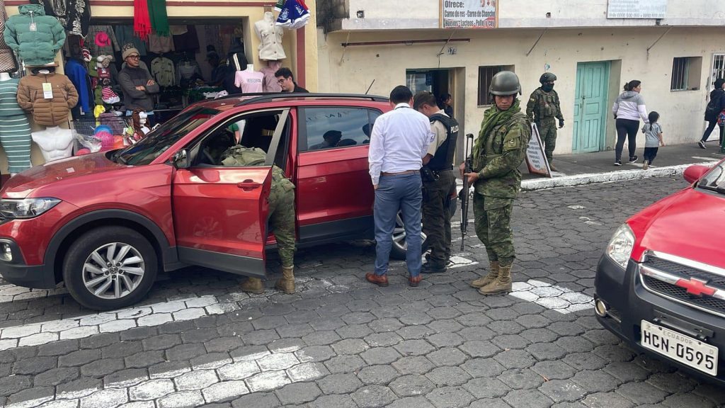 Militares refuerzan operativos en Tungurahua