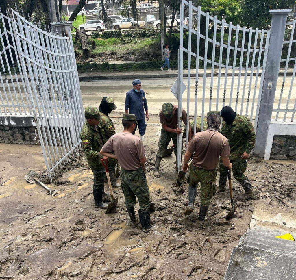 Fuerzas Armadas solidaria con Loja
