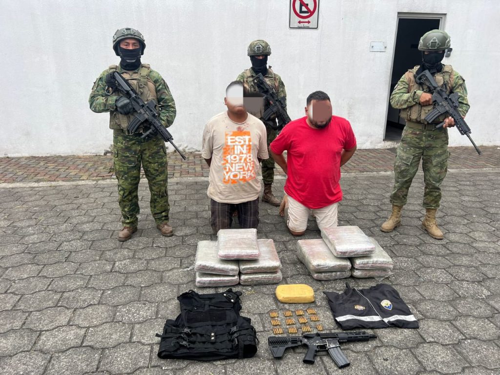 2.- Fuerzas Armadas desmantela banda delictiva en Quevedo