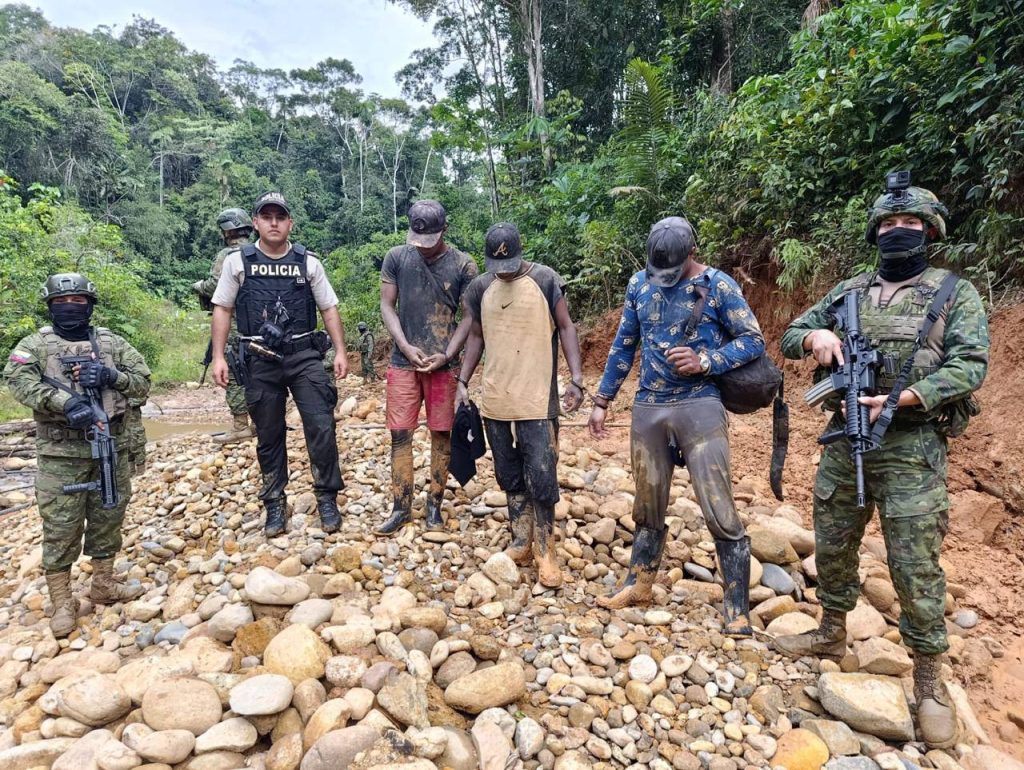 Militares controlan la minería ilegal en Cascales