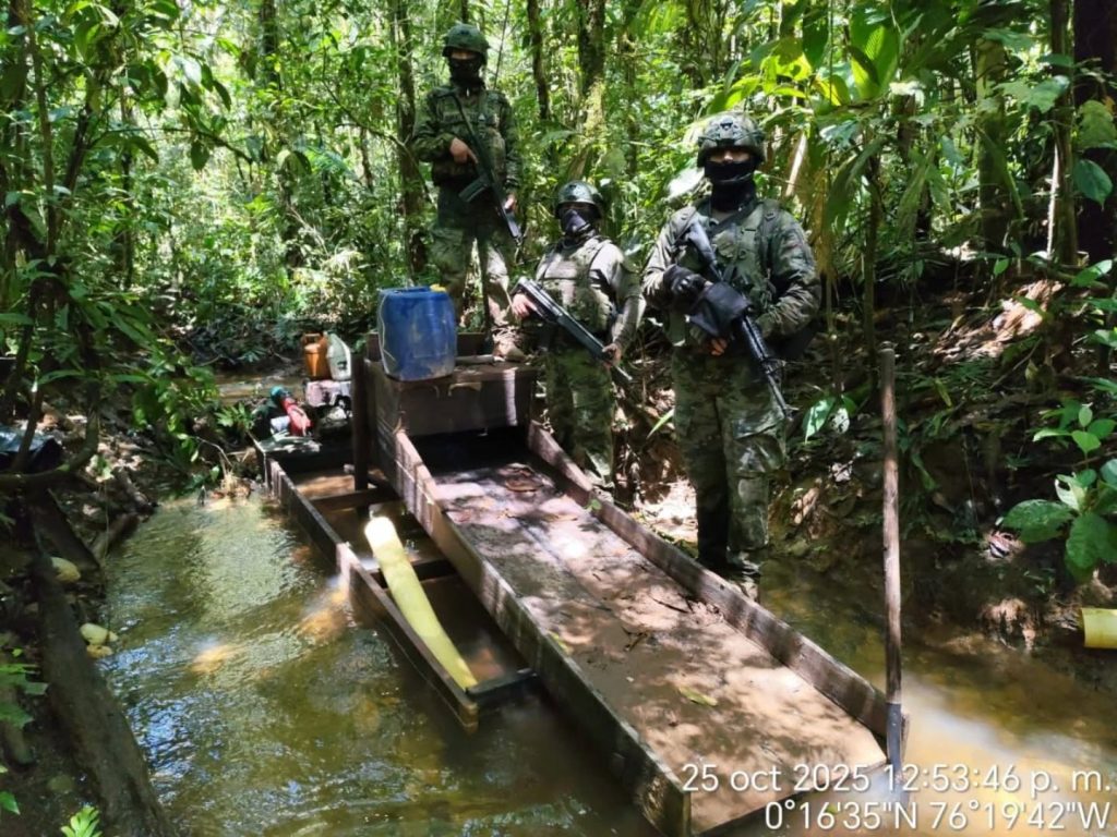 Militares frenan la minería ilegal en Sucumbíos