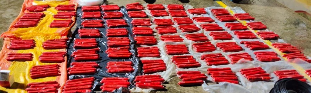 Militares decomisan explosivos en Carchi