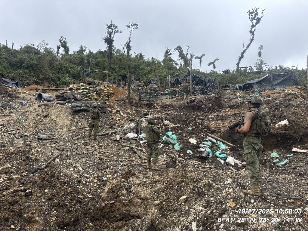 Patrullaje militar controla la minería ilegal en Mina Nueva