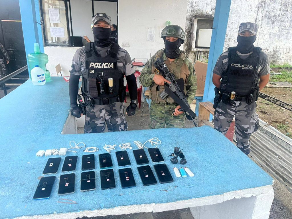 Militares controlan cárcel en Los Ríos