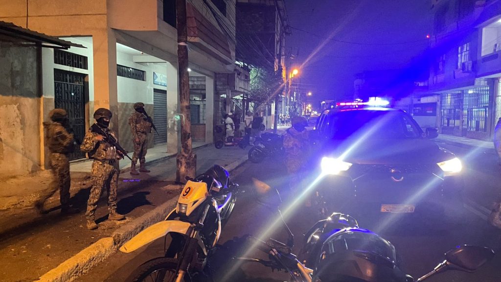 Fuerza de Tarea 31 “SUR” patrulla el centro de Guayaquil