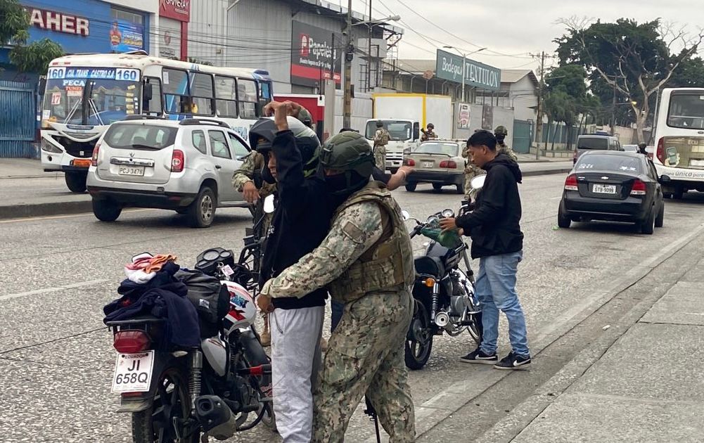 Armada del Ecuador ejecuta patrullajes de seguridad en el norte de Guayaquil