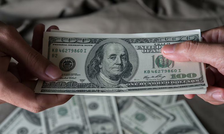 Gobierno anuncia el pago del décimo tercer sueldo en noviembre