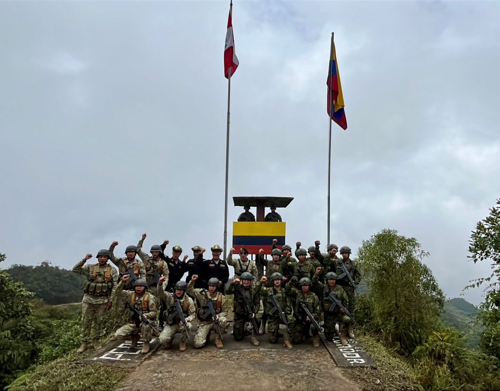 Presencia militar de Ecuador y Perú en la frontera