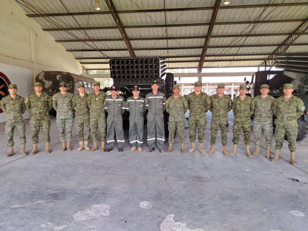 Unidades de Artillería recién apoyo de CEMART