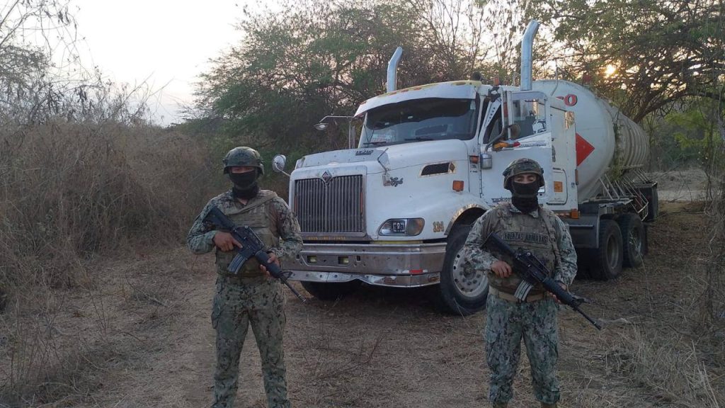 Fuerzas Armadas evitan robo de combustible en Pascuales