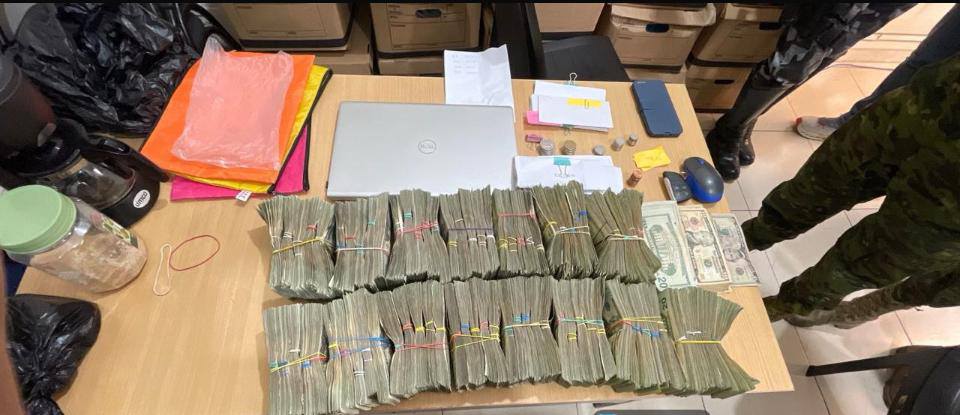 Militares decomisan dinero y cheques a ciudadanos asiáticos