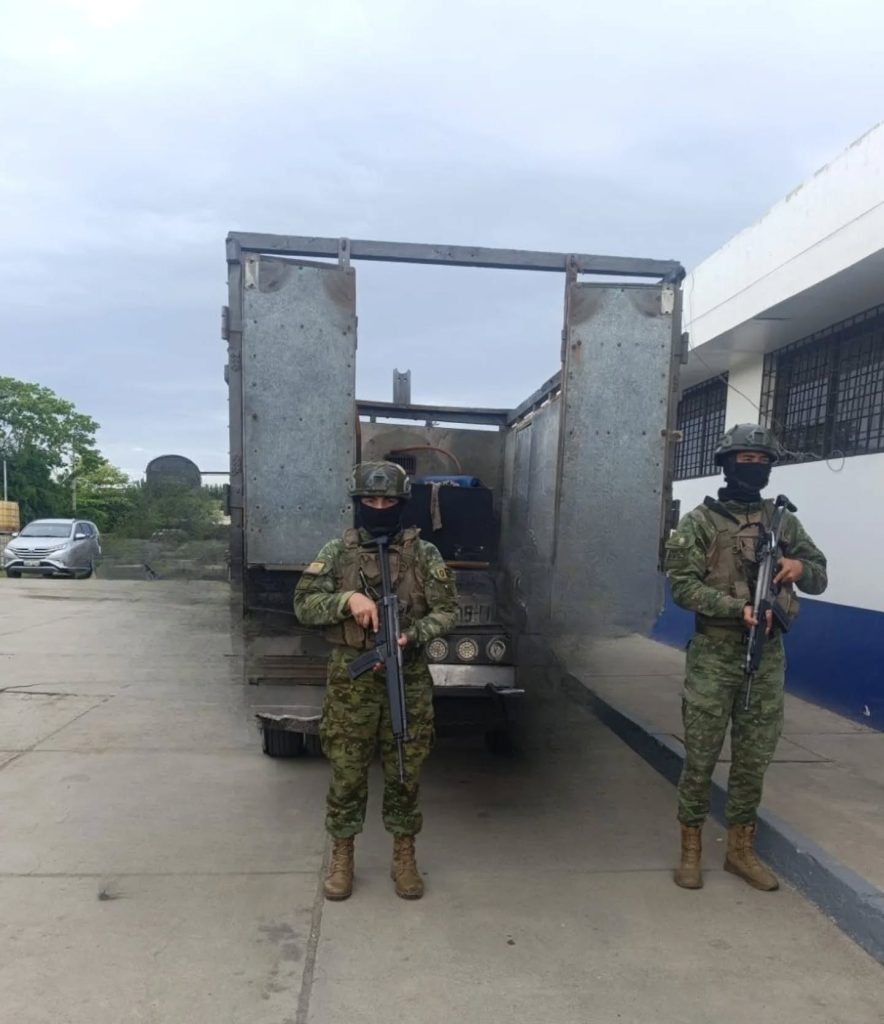 Bloque de Seguridad detecta camión con combustible ilegal