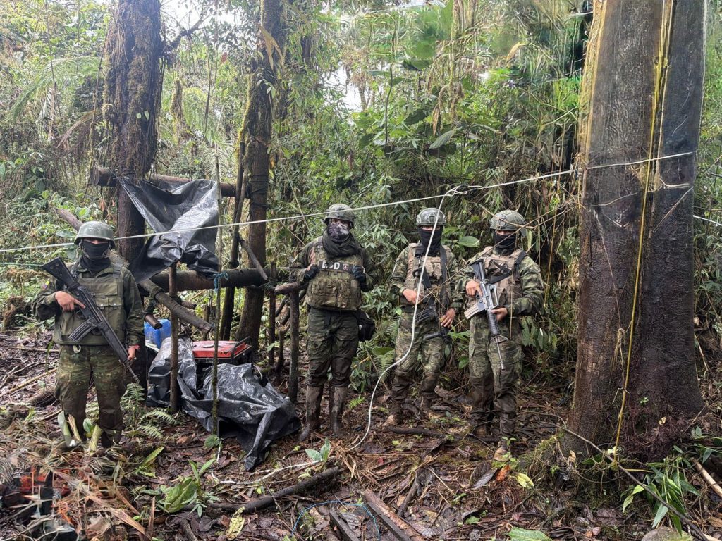 Operativos en contra de la minería ilegal en Imbabura