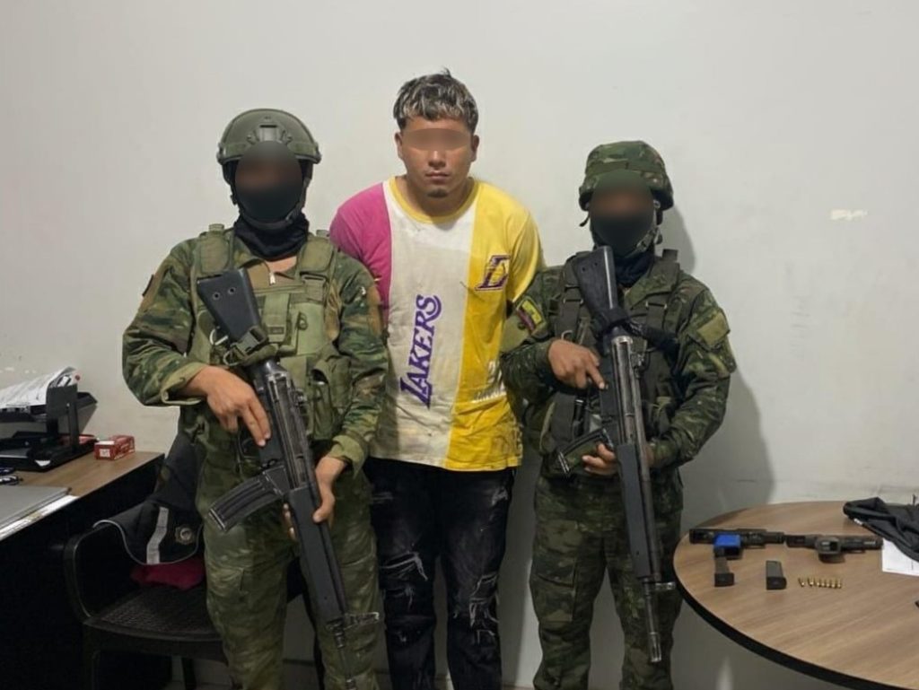 Operativos militares intervienen sectores en Quevedo