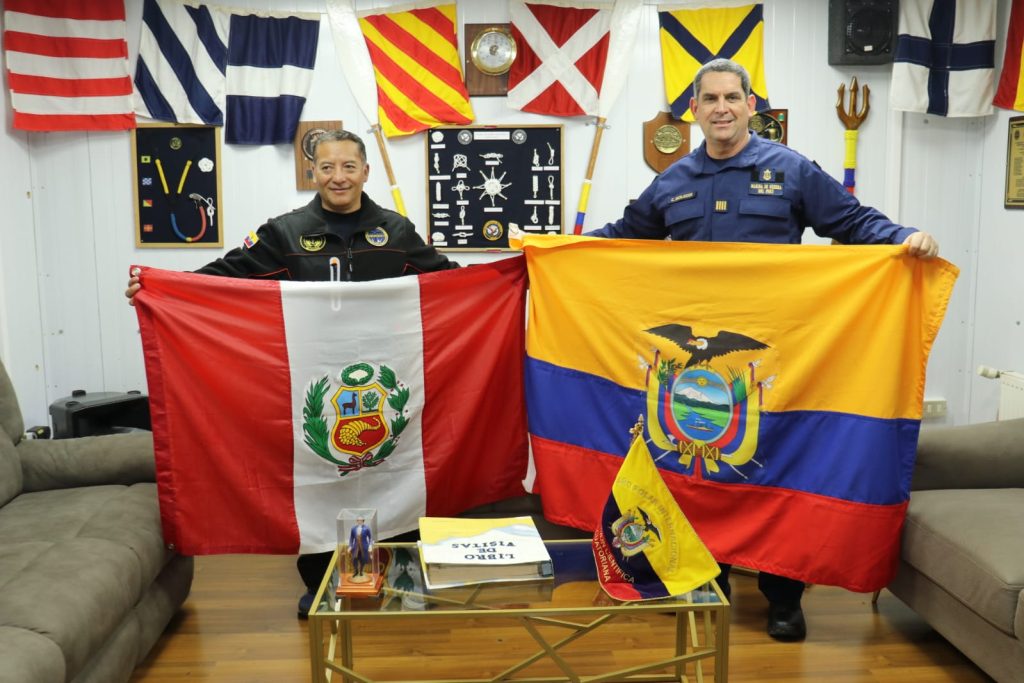 Marina de Guerra del Perú participa en jornada de cooperación científica en la Antártida