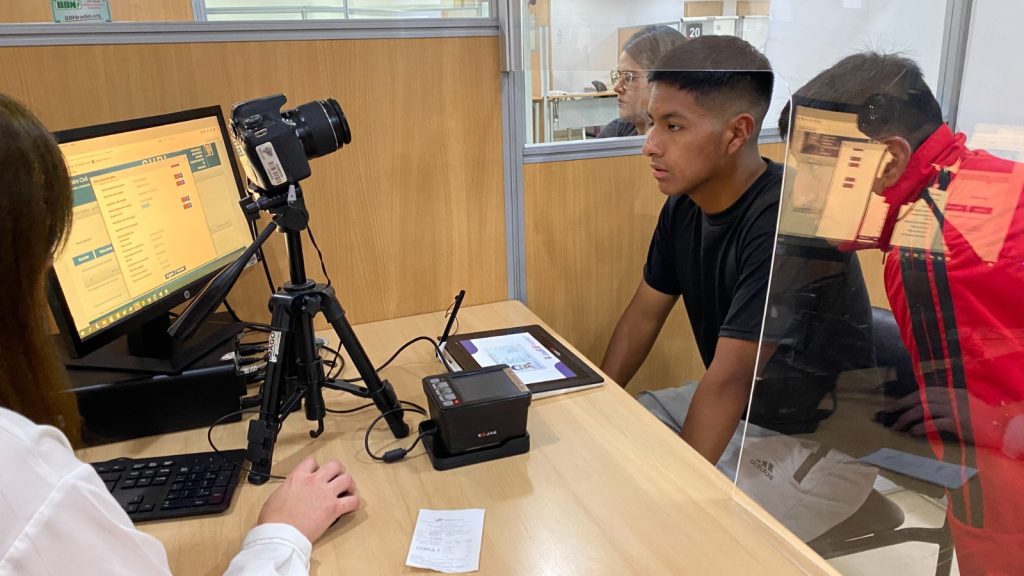 Registro Civil del Ecuador emite cédulas y pasaporte sin agendamiento