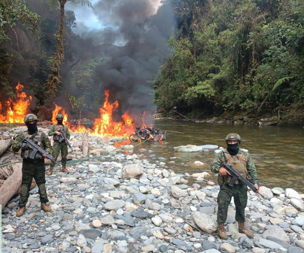 Militares frustran la minería ilegal en Morona Santiago