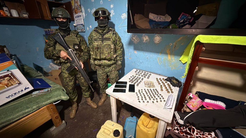 Célula de microtraficantes es desmantelada en Riobamba
