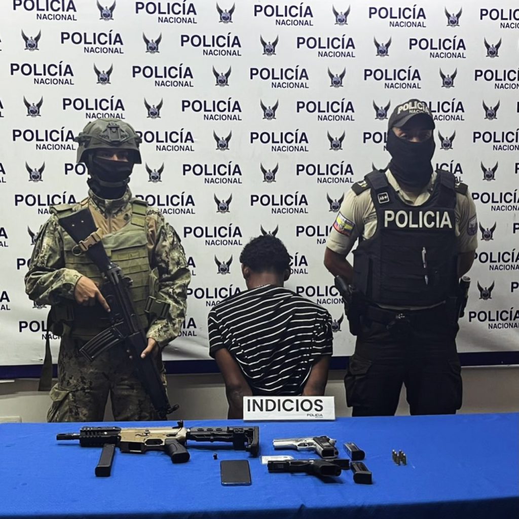 Operativo militar en Fertiza deja un menor aislado y armas decomisadas