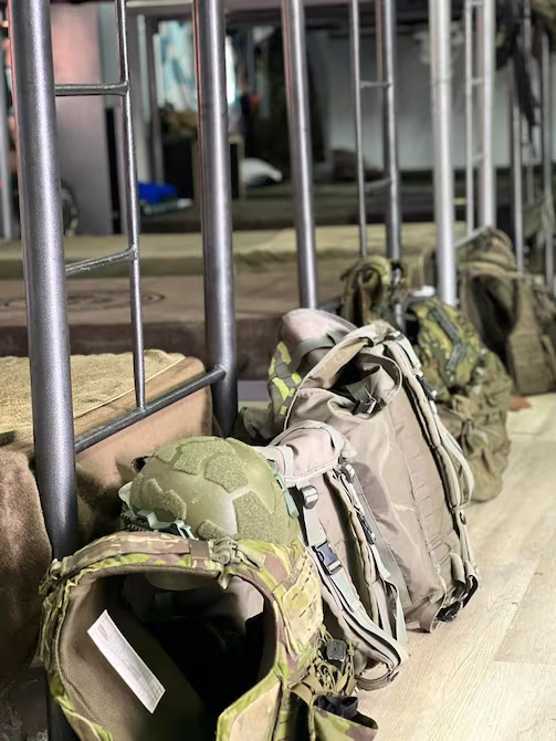 Militares en condiciones operativas para resguardar la cárcel del Encuentro