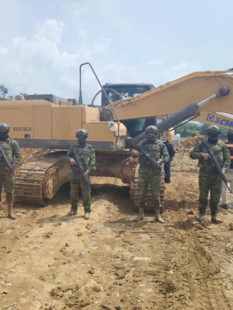 Fuerzas Armadas destruyen centro de procesamiento de oro