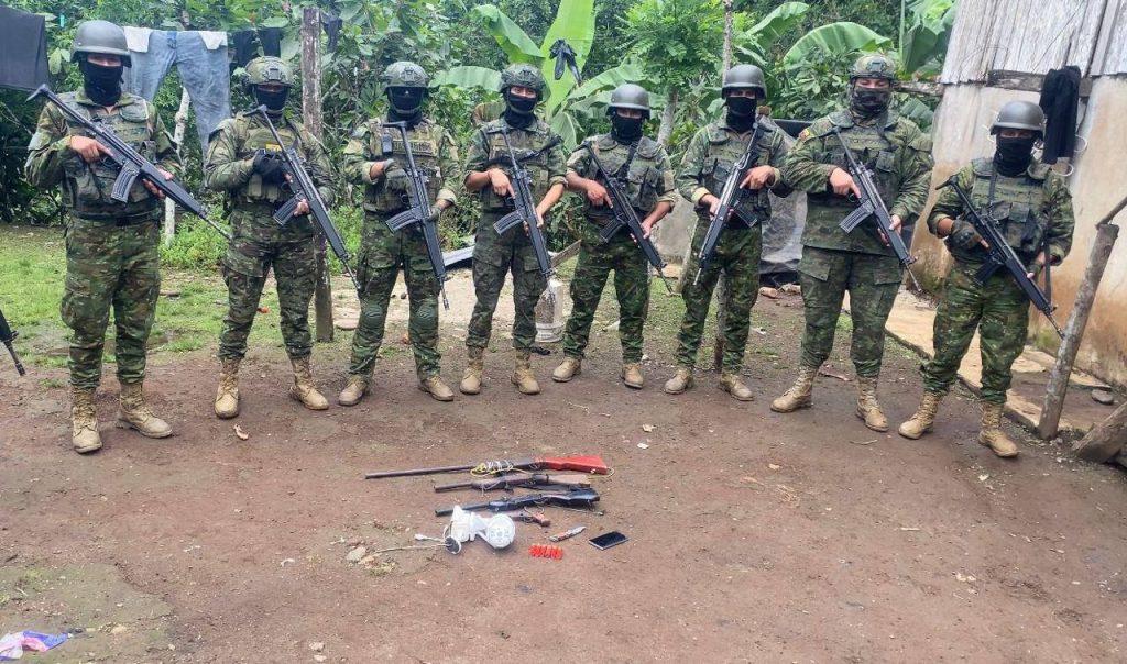 Armamento es decomisado en Echeandía