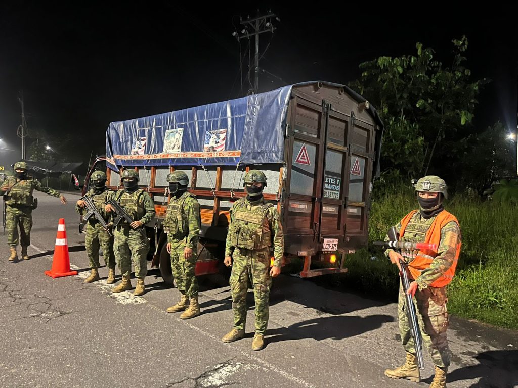 Operativo militar afecta minería ilegal en Pastaza