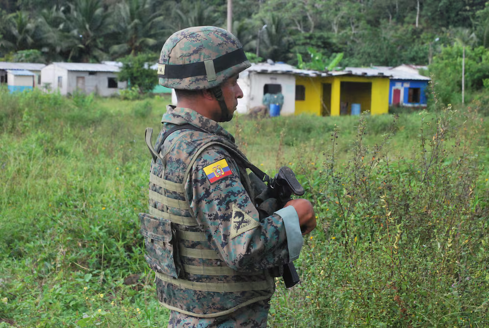 Ministerio de Defensa desmiente bombardeos en suelo colombiano