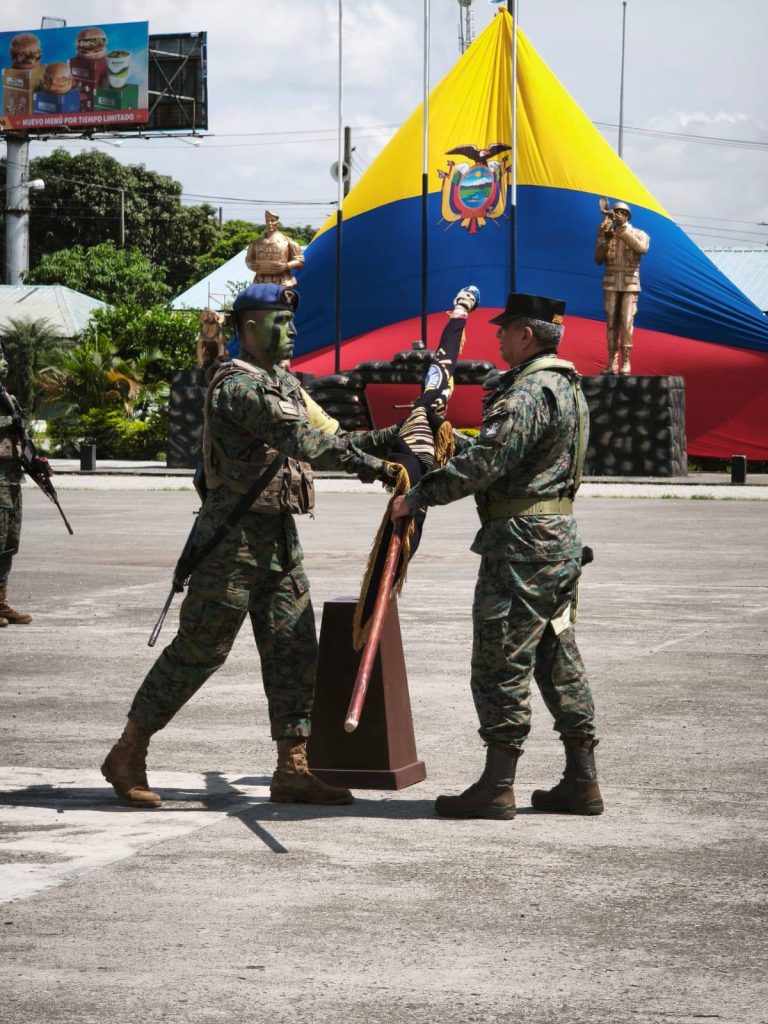 Clausura del XI Curso Básico en la Escuela de Infantería Aérea