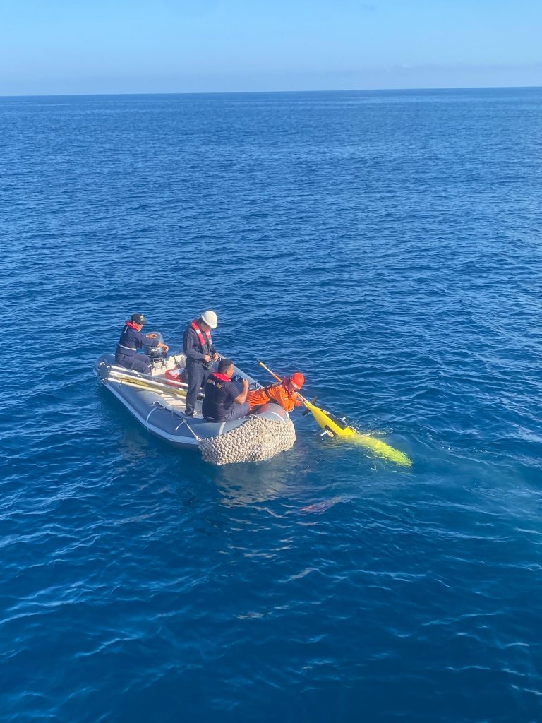 Robot submarino recopilará datos científicos en la Reserva Marina Hermandad
