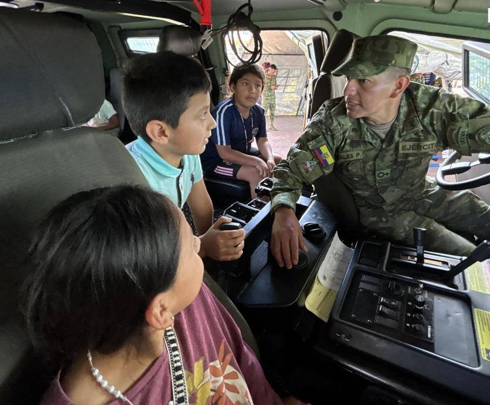 Militares realizan acción cívica en Lentag