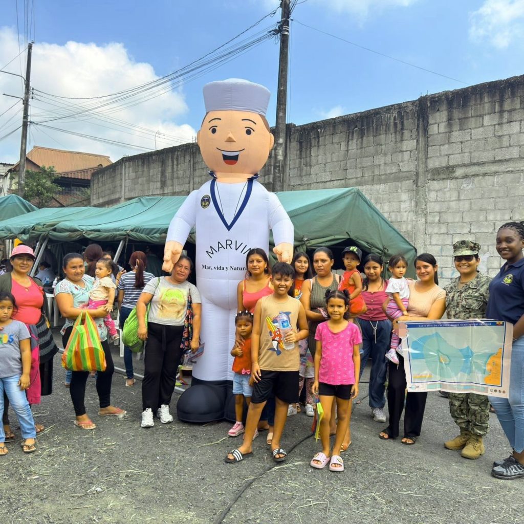 Acción cívico militar en Guayaquil