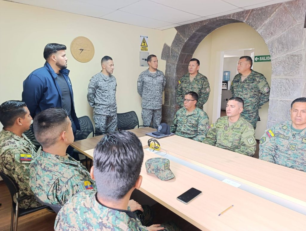 Capacitación internacional fortalece capacidades técnicas de las FF. AA.