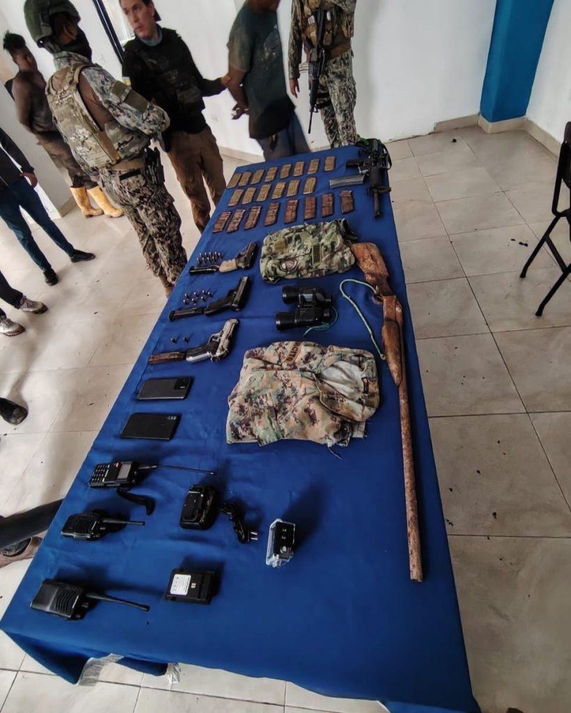 Operativos en Esmeraldas dejan detenidos y material incautado