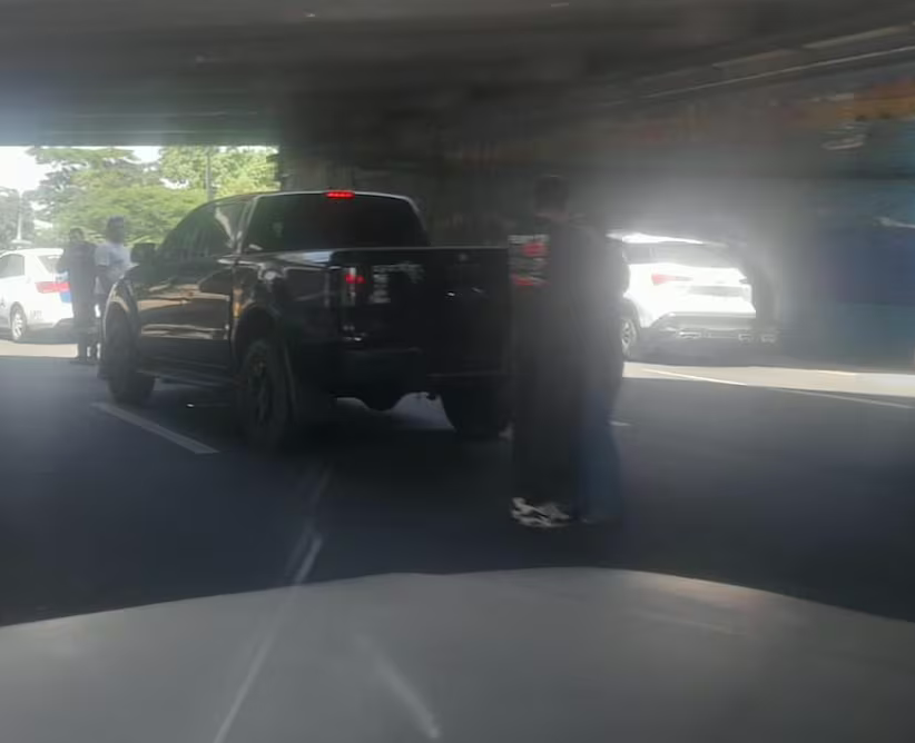 Dos policías asesinados en ataque armado sobre la vía a la costa, en Guayaquil